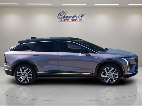 New 2026 Cadillac Optiq Luxury 1 w/ LPO, Floor Liner Package AWD/4WD image 2