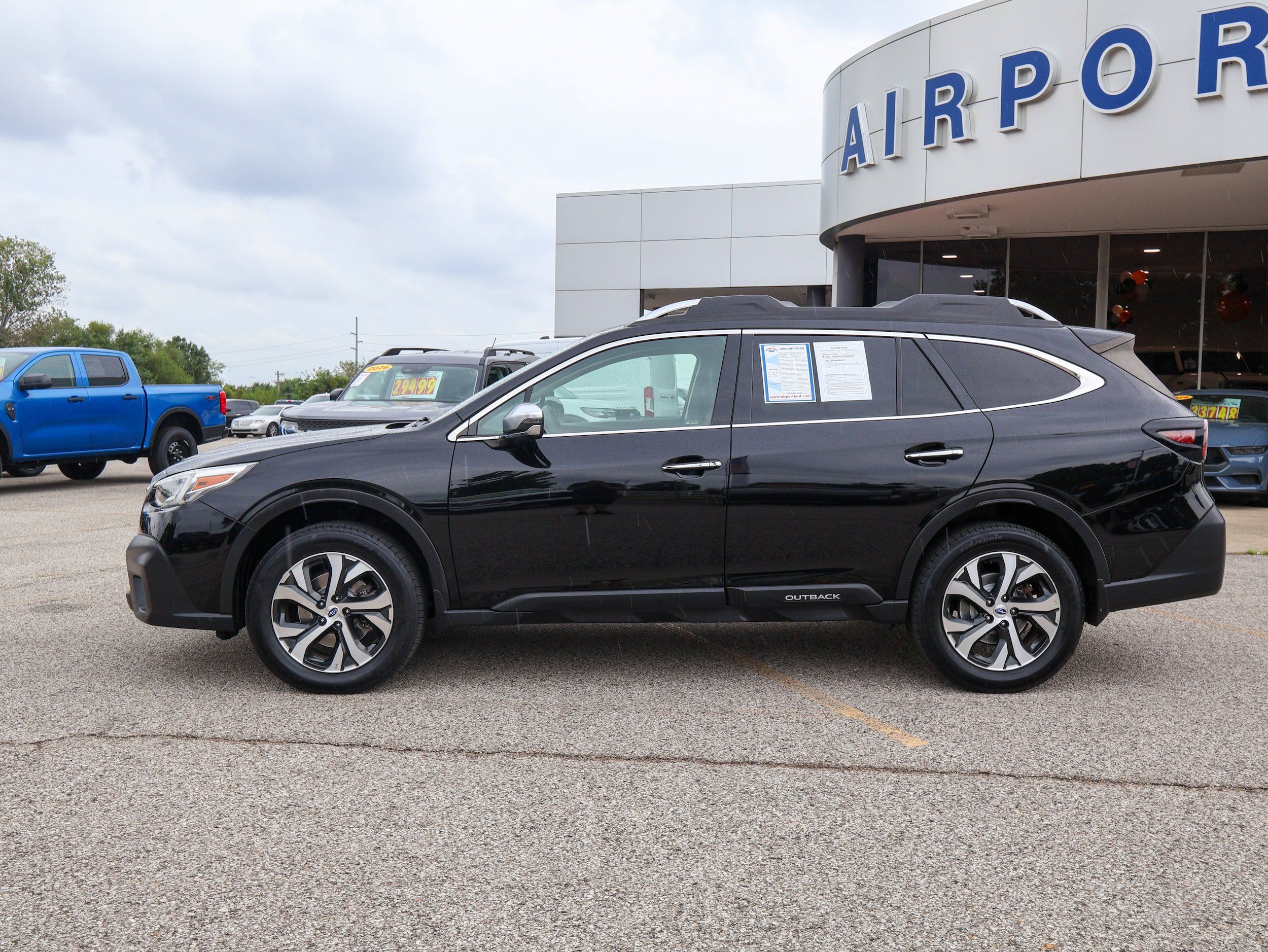 Used 2022 Subaru Outback Touring XT w/ Popular Package #2 AWD/4WD image 2
