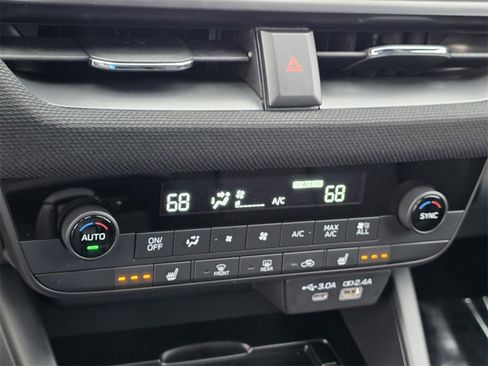 New 2026 Subaru Outback Premium image 25