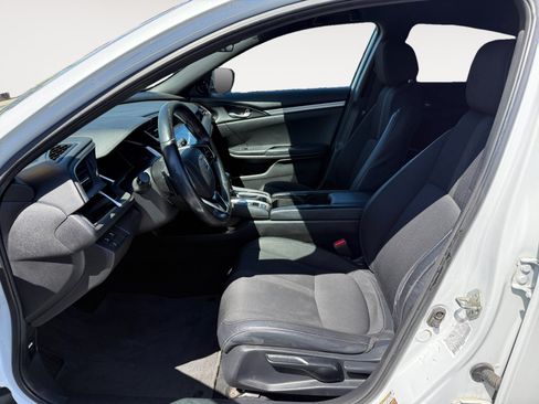 Used 2019 Honda Civic Sport image 10