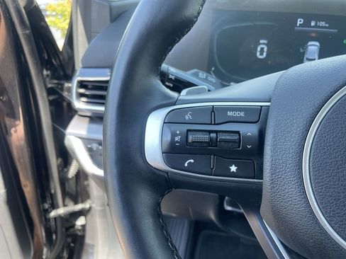 Certified 2023 Kia Sportage EX AWD/4WD image 17