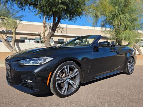 Used 2021 BMW 430i Convertible w/ M Sport Package image 3