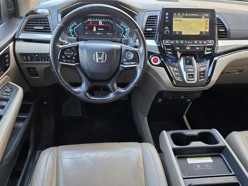 Used 2018 Honda Odyssey Elite image 13