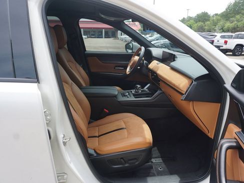 Used 2025 MAZDA CX-90 3.3 Turbo S w/ Premium Plus AWD/4WD image 19
