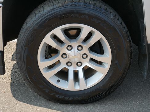 Used 2019 Chevrolet Silverado 1500 LT w/ All Star Edition AWD/4WD image 15