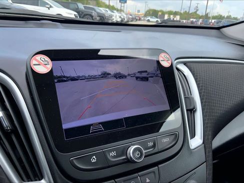 Used 2024 Chevrolet Malibu LT image 29