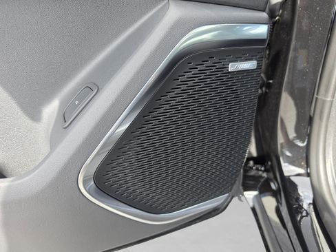 New 2026 Chevrolet Traverse RS AWD/4WD image 25