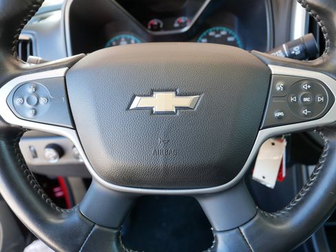 Used 2015 Chevrolet Colorado LT w/ LT Convenience Package image 25