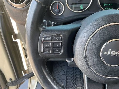 Used 2018 Jeep Wrangler Sport AWD/4WD image 11