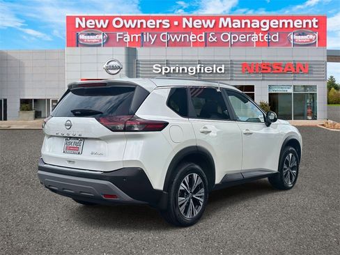 Certified 2023 Nissan Rogue SV w/ SV Premium Package image 5