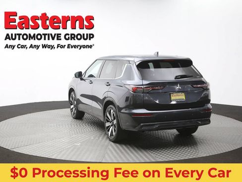 Used 2025 Mitsubishi Outlander SE AWD/4WD image 65