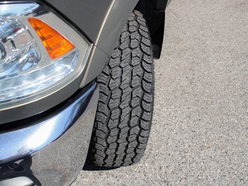 Used 2014 RAM 2500 Laramie w/ Convenience Group image 41