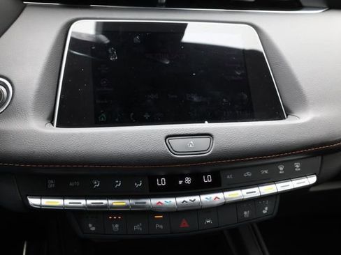 Certified 2022 Cadillac XT4 Sport image 19