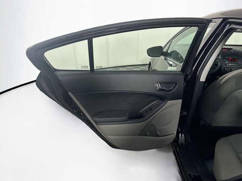 Used 2015 Kia Forte LX image 22