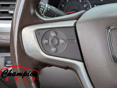 Used 2019 GMC Acadia SLT image 31