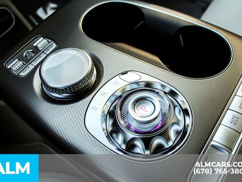 Used 2025 Genesis GV60 RWD image 39