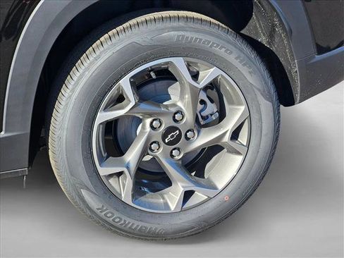 New 2026 Chevrolet Trax LT w/ Driver Confidence Package image 10