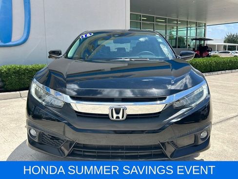 Used 2016 Honda Civic Touring image 2