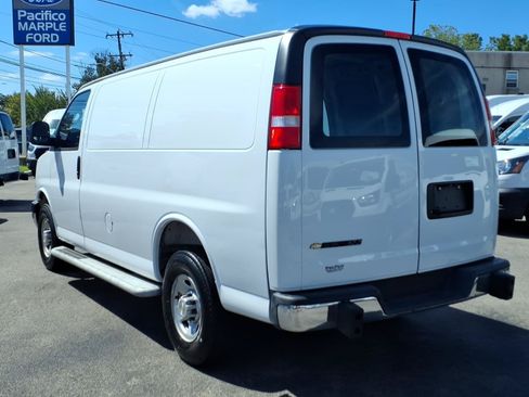 Used 2025 Chevrolet Express 2500 w/ Driver Convenience Package RWD image 5