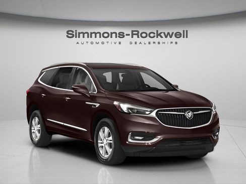 Used 2018 Buick Enclave Essence image 9