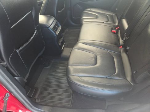 Used 2019 Ford Edge Titanium w/ Cold Weather Package AWD/4WD image 18