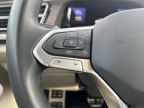 New 2026 Volkswagen Atlas SEL Premium R-Line AWD/4WD image 16