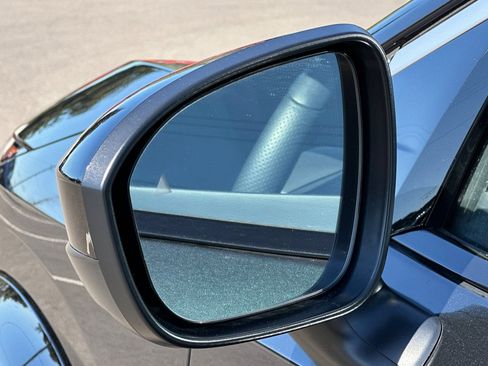 Used 2023 Nissan Ariya FWD image 55