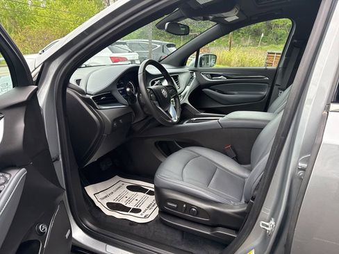 Used 2023 Buick Enclave Essence w/ Experience Buick Package AWD/4WD image 18