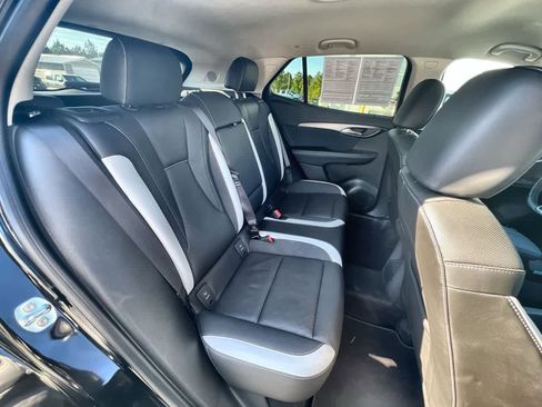 Used 2025 Buick Envision Sport Touring image 27