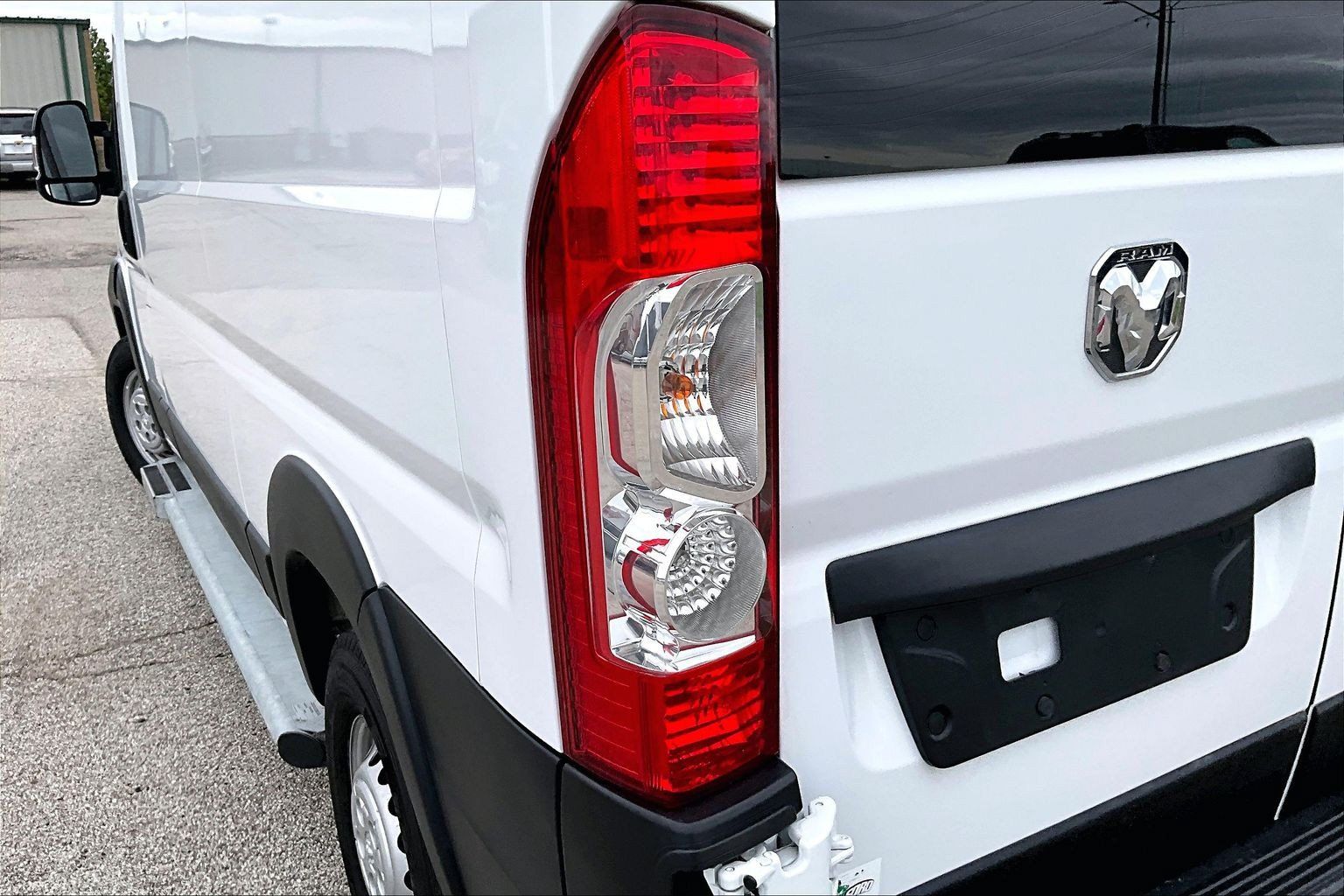 Used 2025 RAM ProMaster 2500 w/ U-Haul Equipment Group FWD image 24