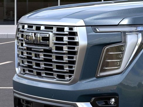 New 2026 GMC Yukon XL Denali image 13
