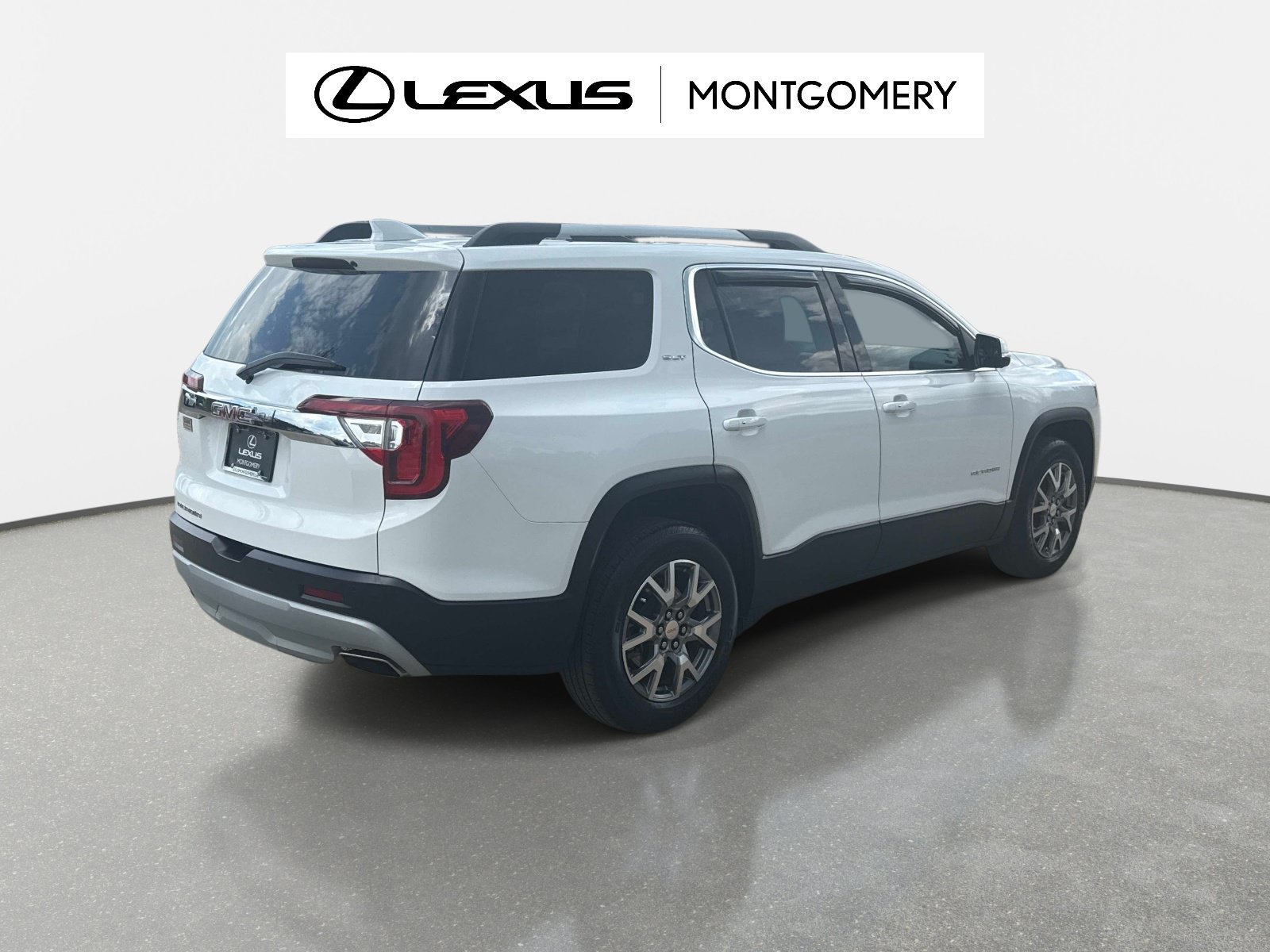 Used 2021 GMC Acadia SLT w/ Premium Package FWD image 3