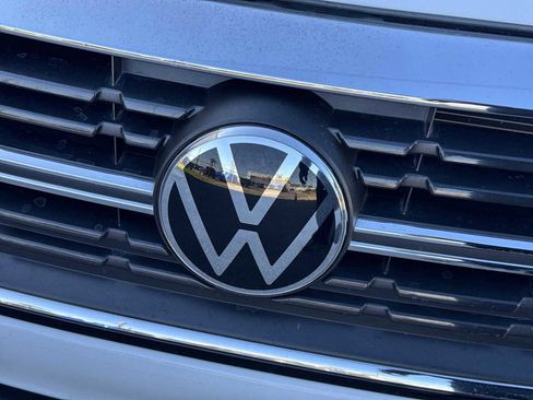 Used 2023 Volkswagen Jetta S image 10