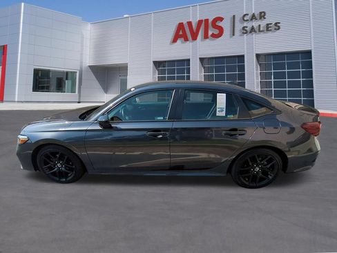 Used 2025 Honda Civic Sport image 10