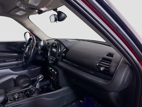 Used 2017 MINI Cooper Clubman S image 29