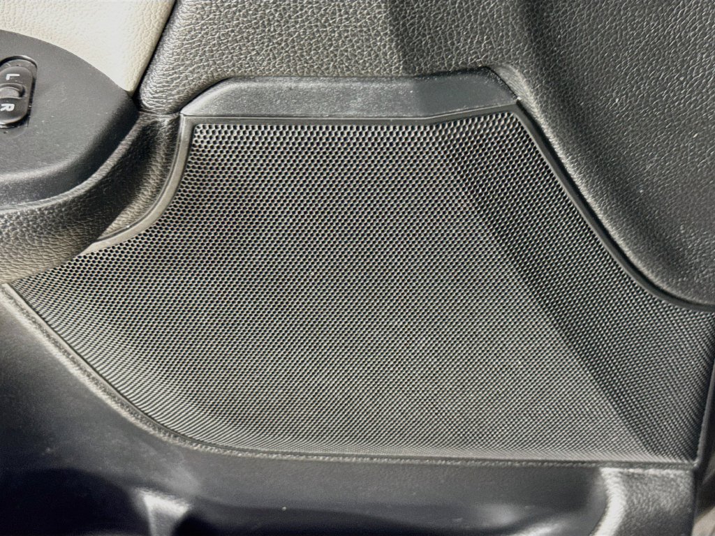 Used 2017 Honda CR-V EX-L image 25