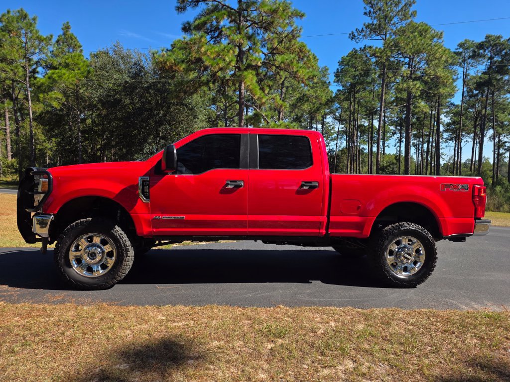 Used 2021 Ford F250 XL w/ STX Appearance Package AWD/4WD image 2