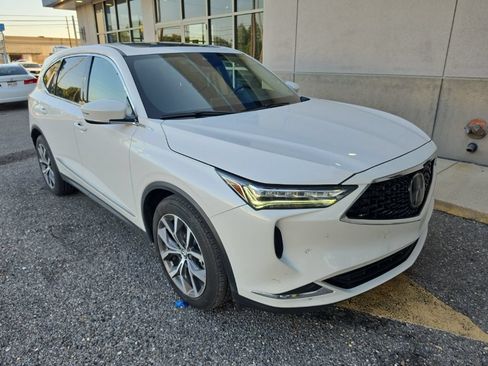 Certified 2024 Acura MDX FWD w/ Technology Package image 3