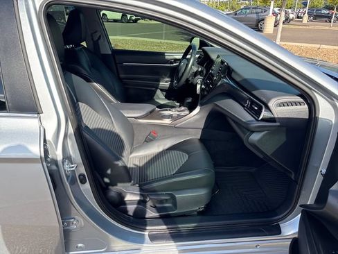 Used 2024 Toyota Camry SE FWD image 19