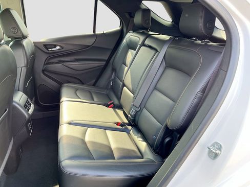 Used 2020 Chevrolet Equinox Premier image 29