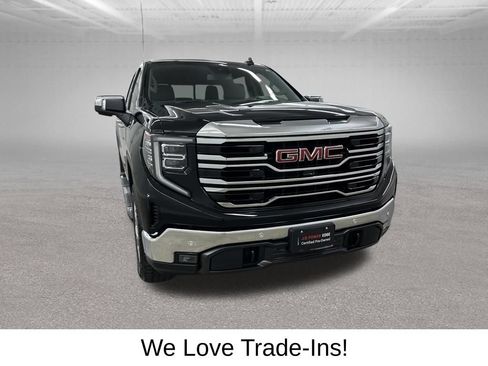 Used 2024 GMC Sierra 1500 SLT w/ SLT Premium Plus Package AWD/4WD image 3