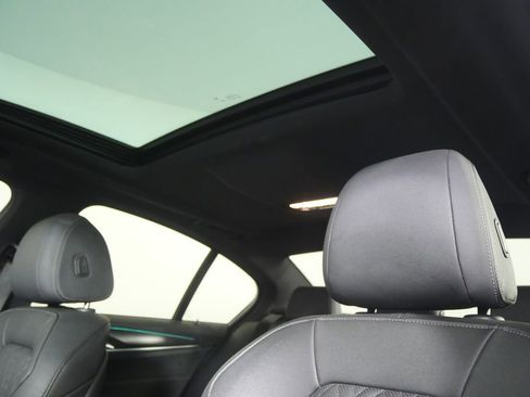 Certified 2023 BMW 530i w/ M Sport Package image 11