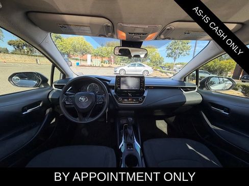 Used 2020 Toyota Corolla LE FWD image 20