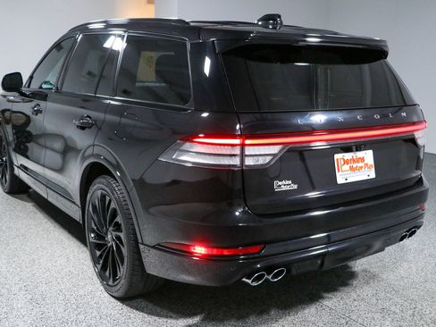 Used 2025 Lincoln Aviator Reserve w/ Jet Appearance Package AWD/4WD image 9