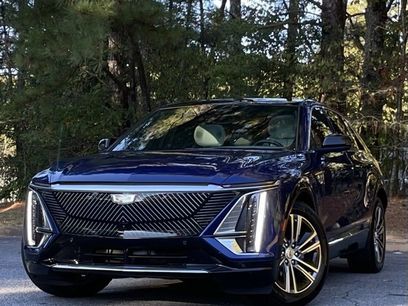 Used 2024 Cadillac Lyriq Luxury w/ LPO, Floor Liner Package