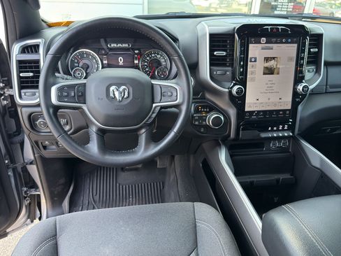 Used 2024 RAM 1500 Big Horn AWD/4WD image 14