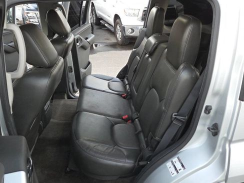 Used 2012 Nissan Pathfinder Silver image 32