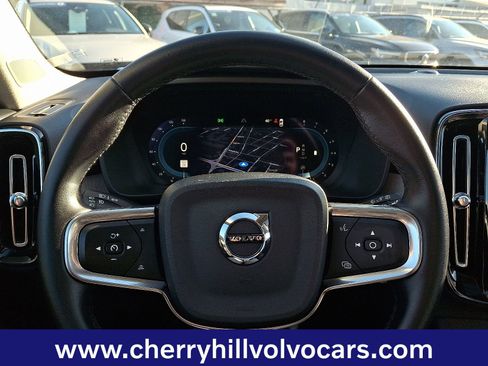 Certified 2025 Volvo XC40 B5 Plus image 20