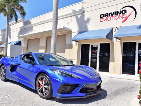 Used 2020 Chevrolet Corvette Stingray Premium Cpe w/ 3LT Preferred Equipment Group RWD image 15
