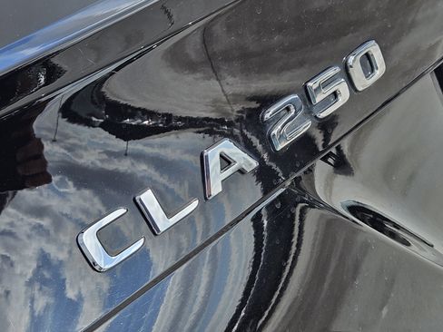 Certified 2019 Mercedes-Benz CLA 250 image 12